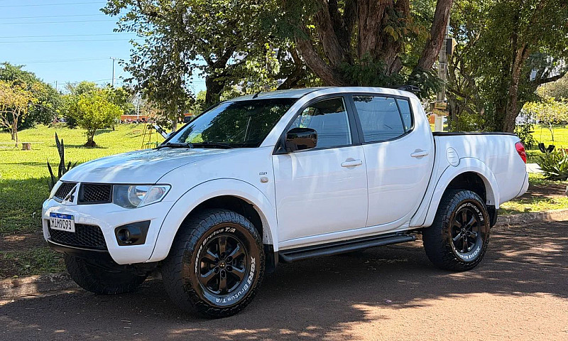 Mitsubishi L200 Trit...