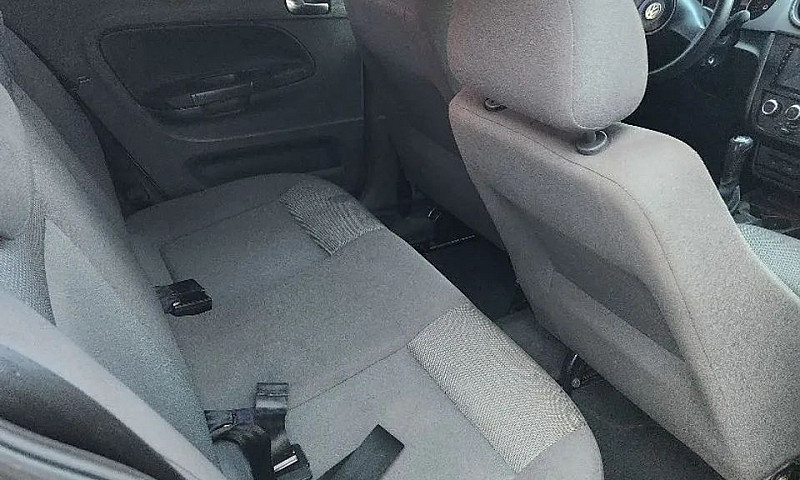 Volkswagen Gol City ...