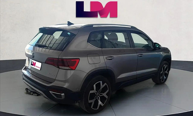Volkswagen Taos High...