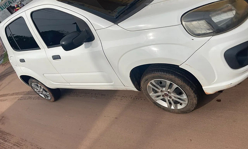 Fiat Uno Drive 1.0 F...
