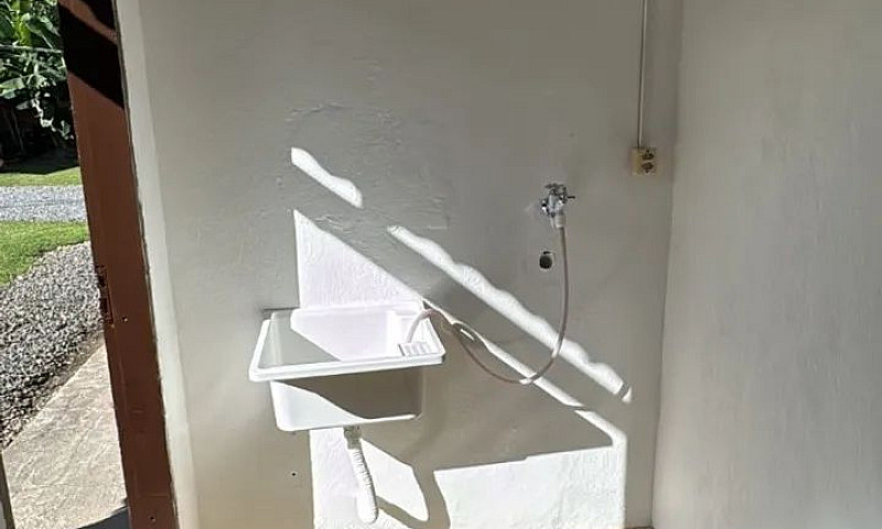 Alugo Kitnet Para Mo...