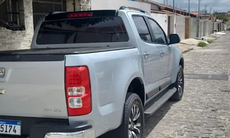 Chevrolet S10 Pick-U...