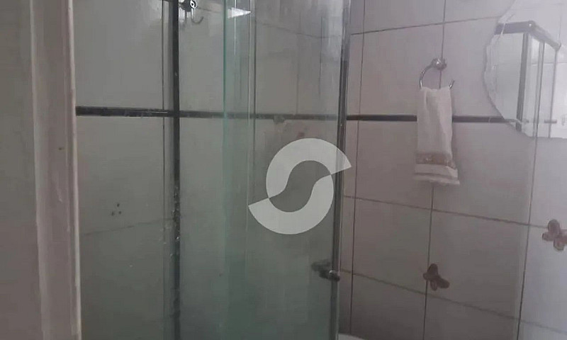Casa Com 2 Dormitóri...