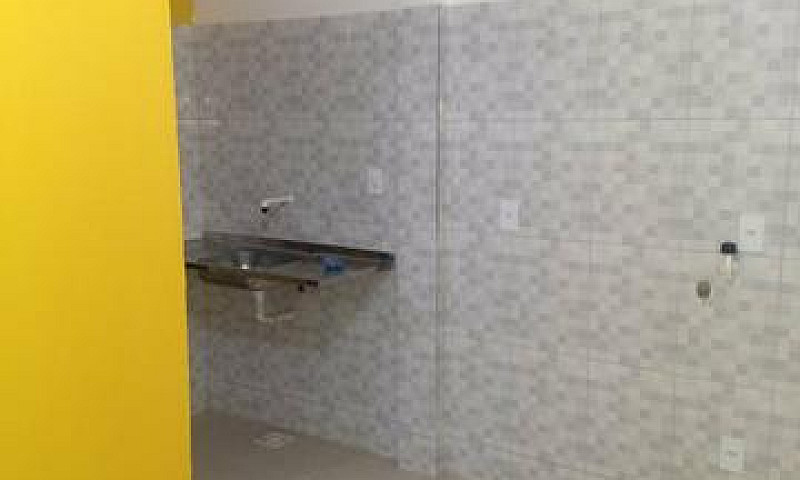 Aluga-Se Apartamento...
