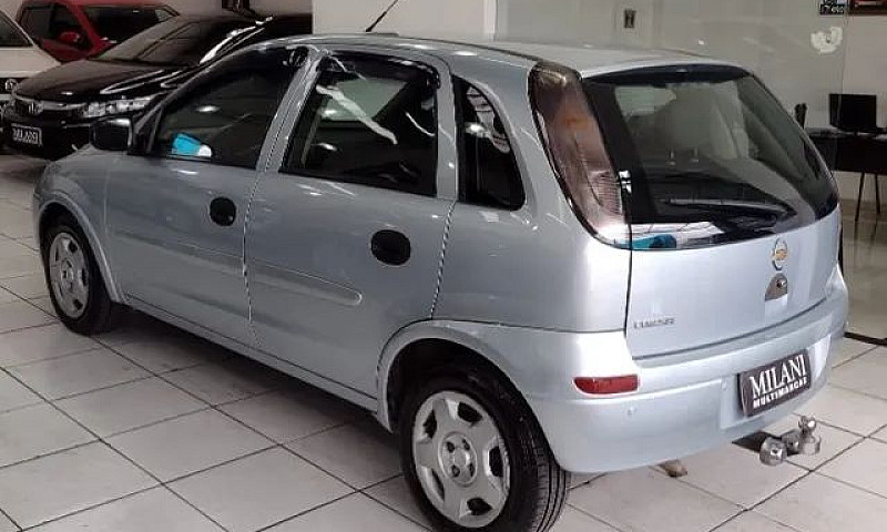 Chevrolet Corsa Hatc...
