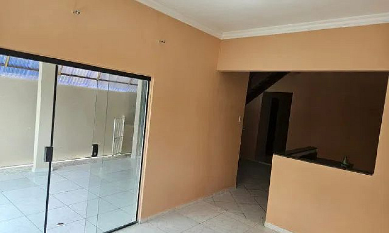 Casa De 3 Quartos No...