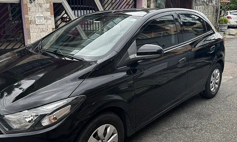 Chevrolet Onix Hatch...