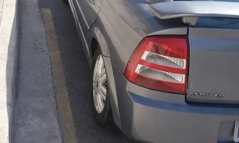 Chevrolet Astra 2.0 ...