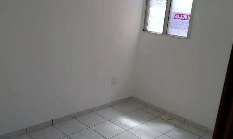Aluga-Se, Apartament...