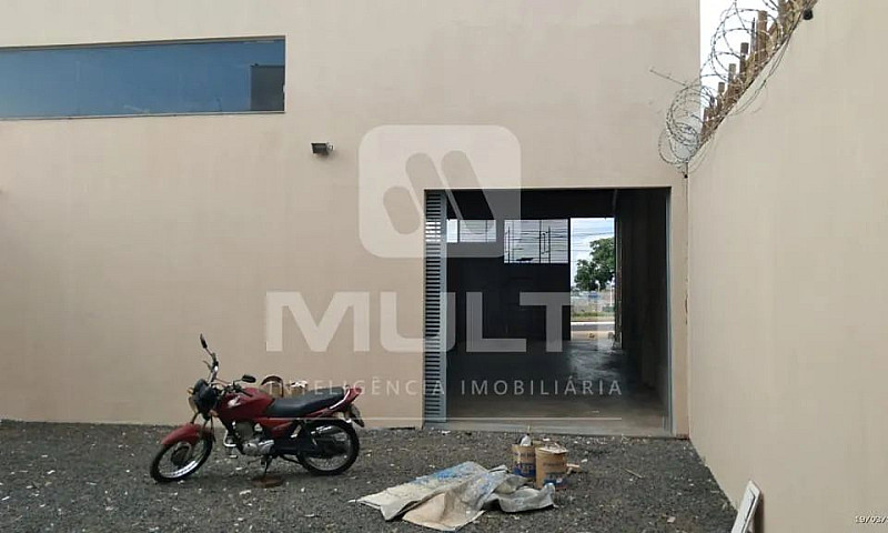 Galpã£O - Alto Umuar...