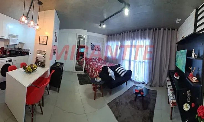 Studio Mobiliado A V...