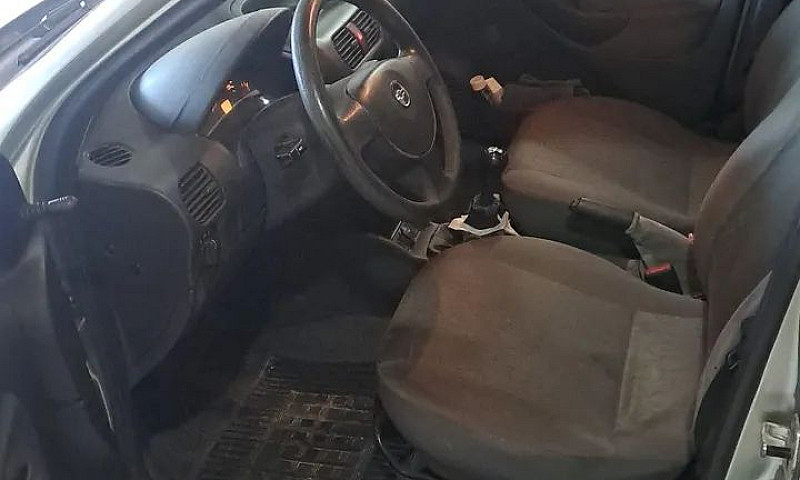 Chevrolet Corsa Hat....