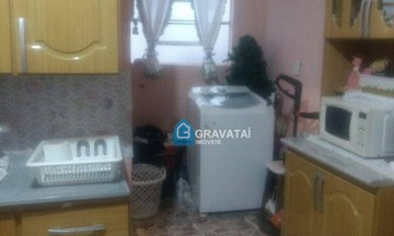 Casa Com 2 Dormitóri...