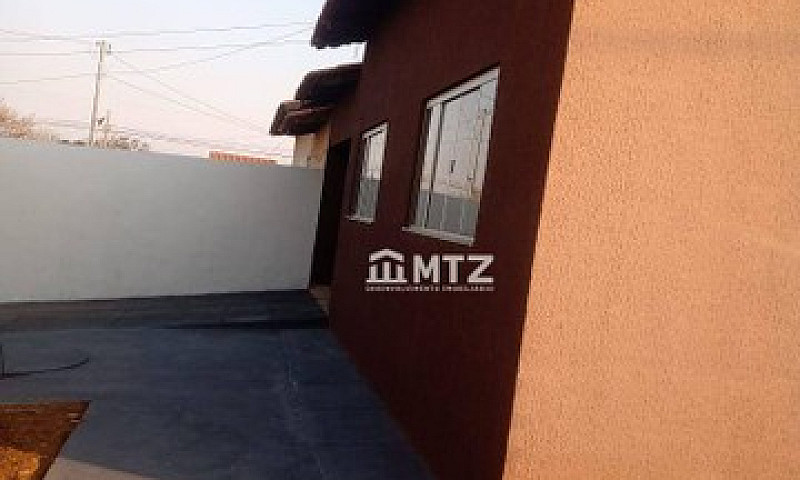 Casa 2/4, Quintal Gr...