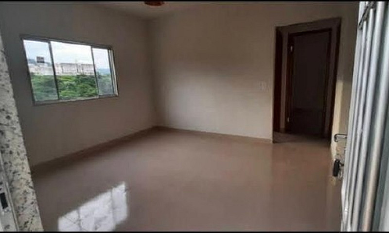 Vende-Se Casa Em Boa...