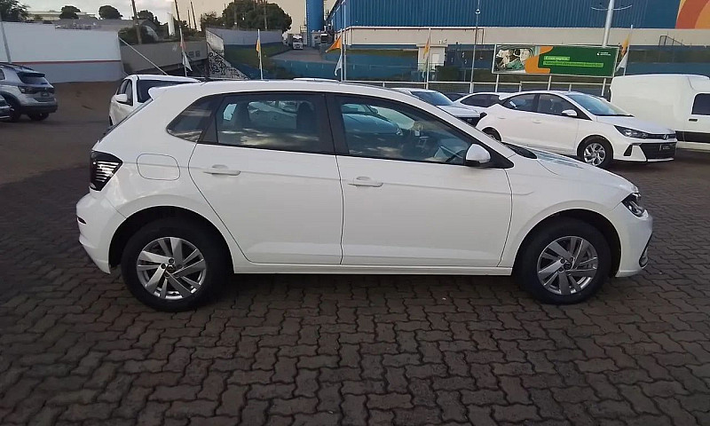 Volkswagen Polo 2024...