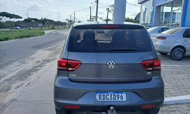 Volkswagen Fox Conne...
