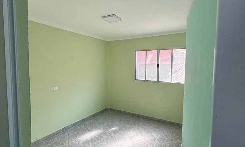 Alugo Casa 3 Cômodos...