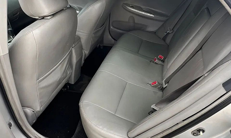 Toyota Corolla Xei 1...