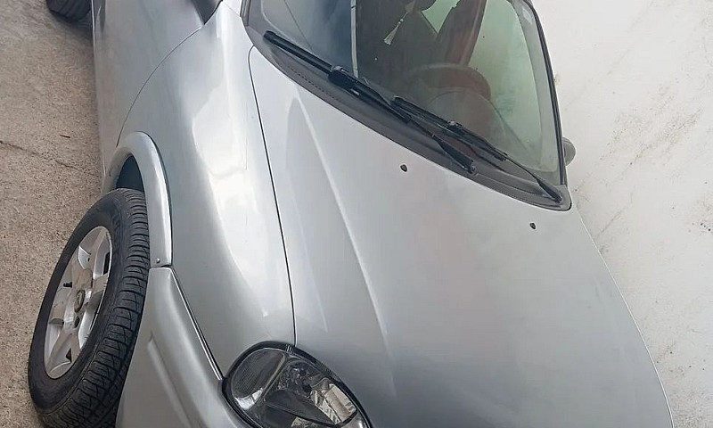 Chevrolet Corsa Sed....