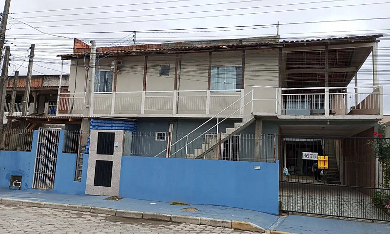 Vendo Casa, Com Kiti...