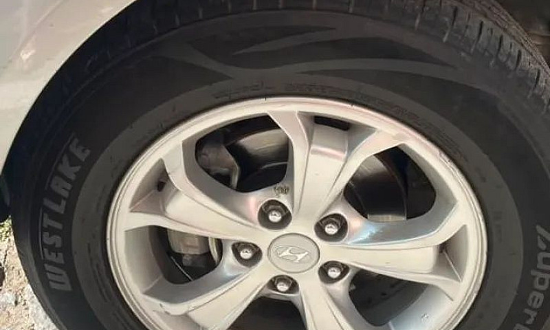 Hyundai Tucson 2.0 1...