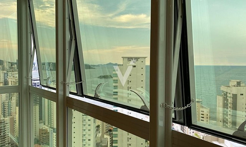 Apartamento 4 Suítes...