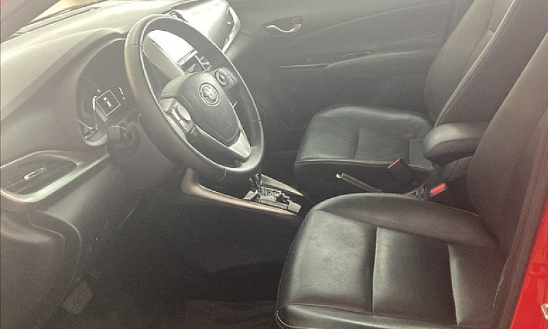 Toyota Yaris 1.5 16V...