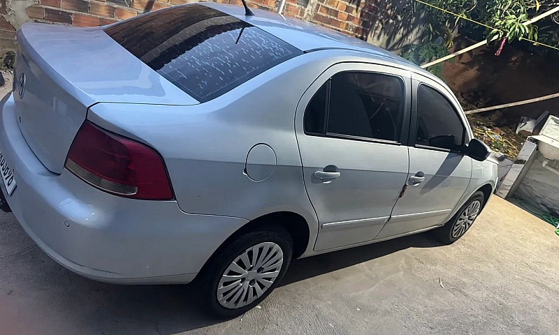 Volkswagen Voyage 1....