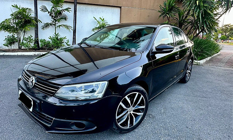 Jetta 2013 2.0 Autom...