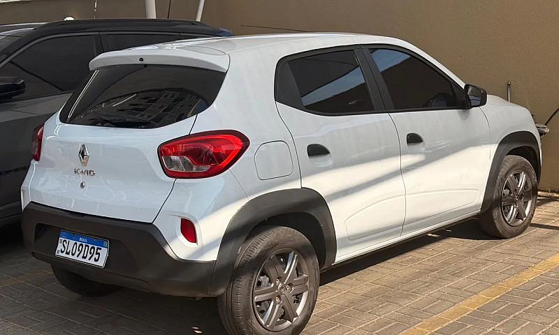 Renault Kwid Zen 1.0...