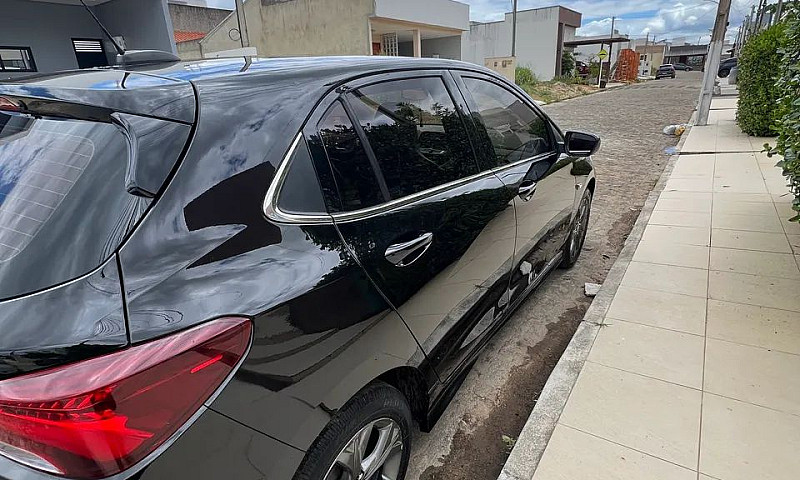 Chevrolet Onix Hatch...