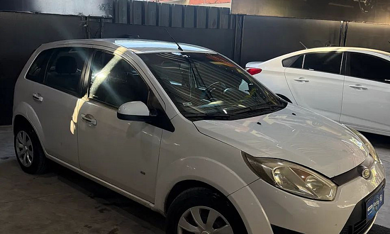 Ford Fiesta 1.0 8V F...