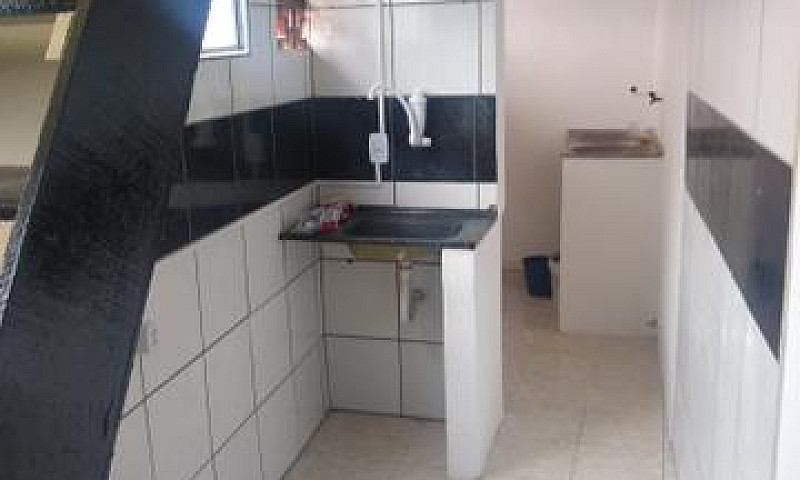 Alugo Casa 1/4 No Ca...