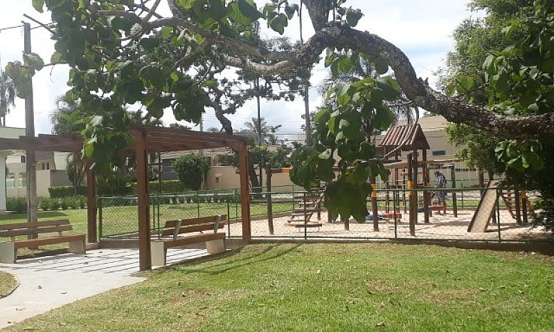 Linda Casa Cond. Pri...