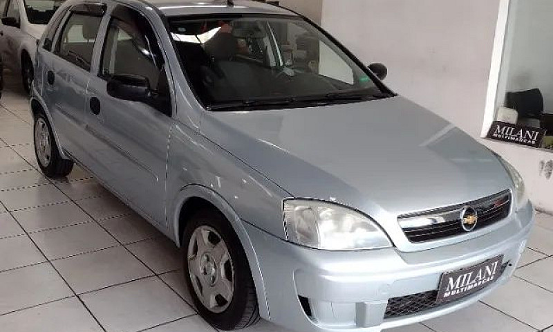 Chevrolet Corsa Hatc...