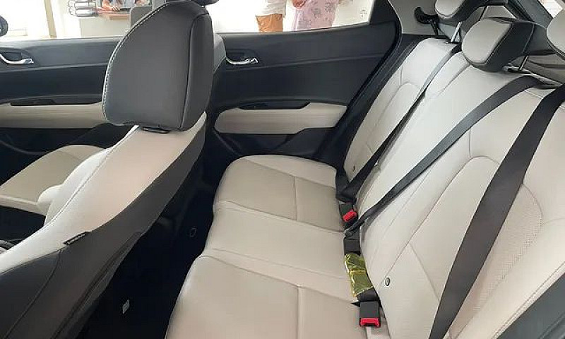 Hyundai Hb20 Platinu...