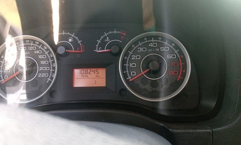 Vendo Carro Ideia Fi...