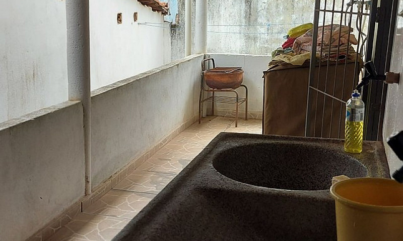 Casa No Alto Da Lapa...