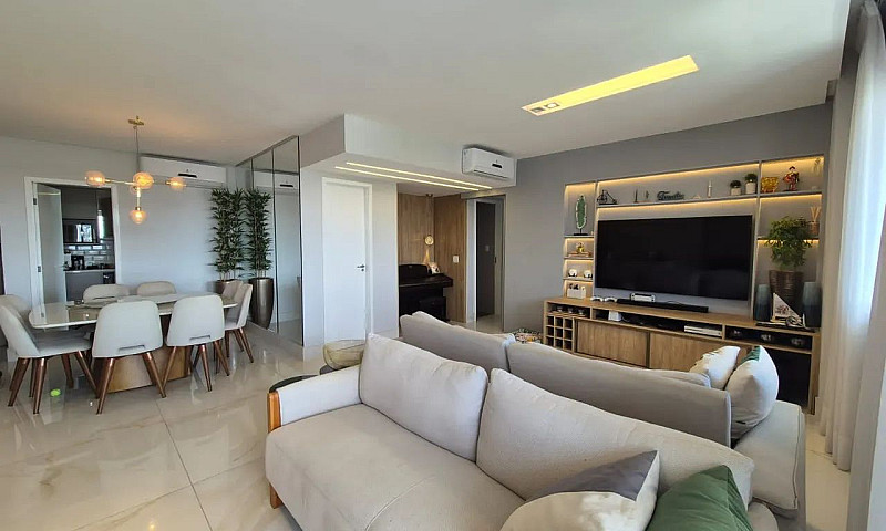 Equilibrium Residenc...