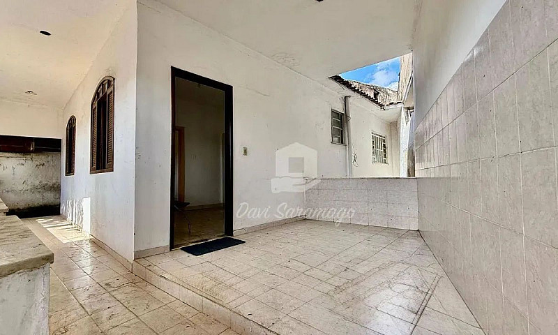 Casa Com 3 Dormitóri...