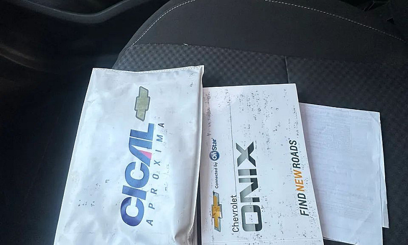 Chevrolet Onix Hatch...