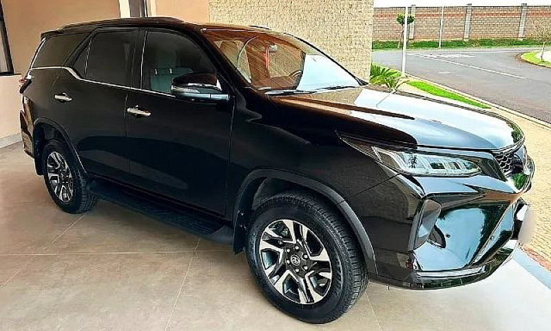 Toyota Hilux Sw4 Dia...