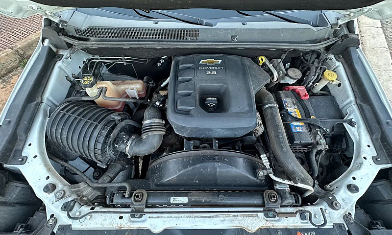 Chevrolet S10 Pick-U...