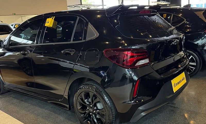 Chevrolet Onix Rs 1....