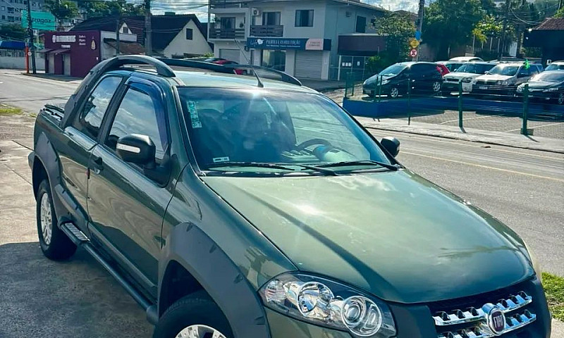 Fiat Strada Adventur...