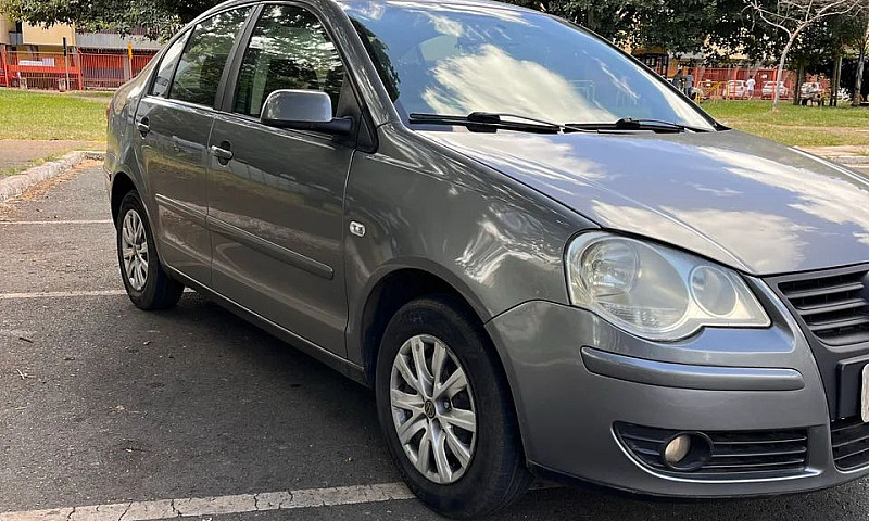 Volkswagen Polo Seda...
