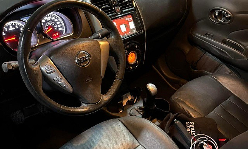 Nissan Versa 2016/16...