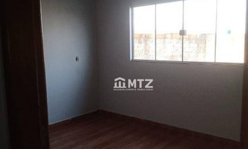 Casa 2/4, Quintal Gr...