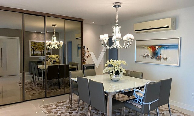 Apartamento 4 Suítes...